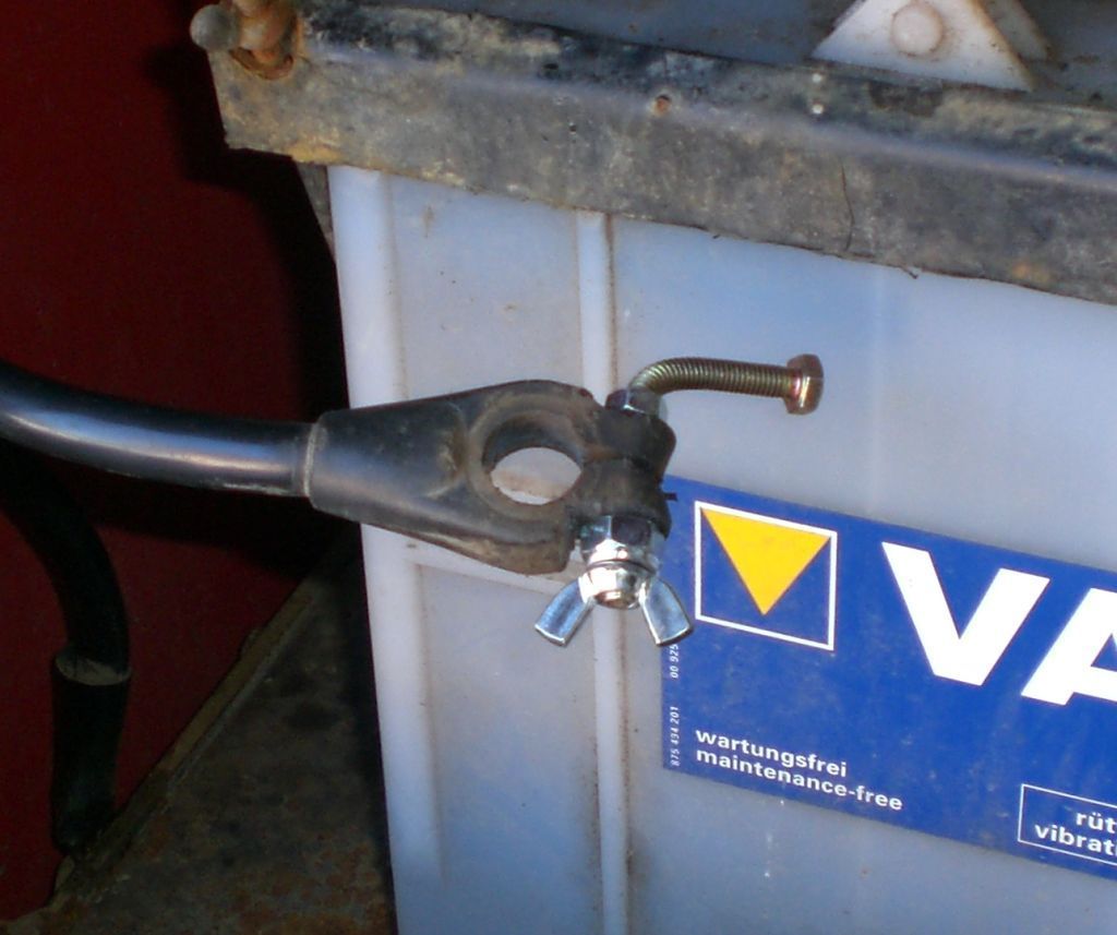 Battery shoe