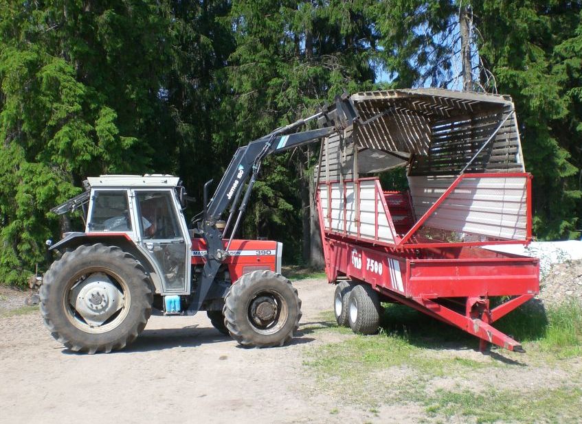 Silage hut